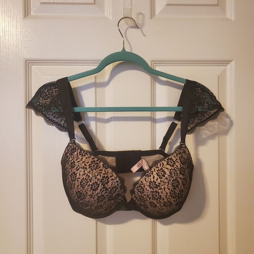 Victoria's Secret Black Lace Bra Intimates & Sleepwear